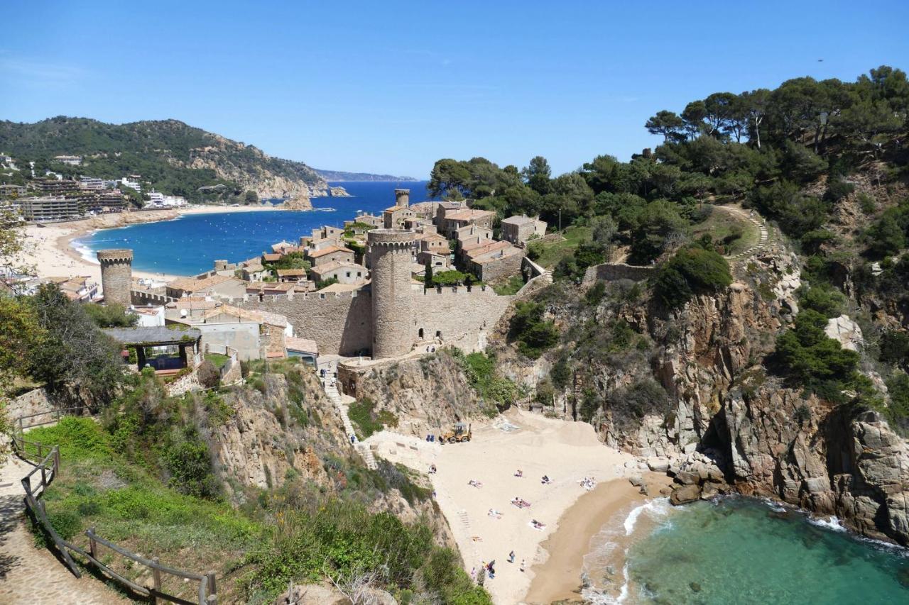 Mana Mana Youth Hostel Tossa de Mar Dış mekan fotoğraf