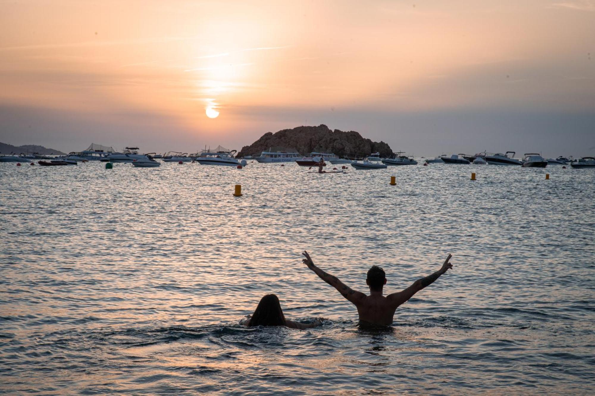 Mana Mana Youth Hostel Tossa de Mar Dış mekan fotoğraf